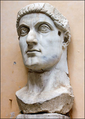 20120224-Constantine Rome-Capitole-Statue.jpg